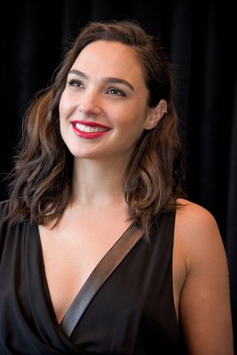 Gal Gadot Poster 2861609