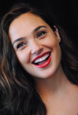 Gal Gadot Poster 2861725
