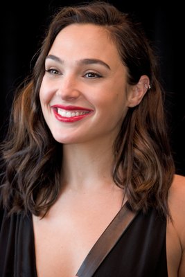 Gal Gadot Poster 2861811