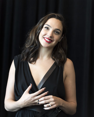 Gal Gadot Poster 2861819