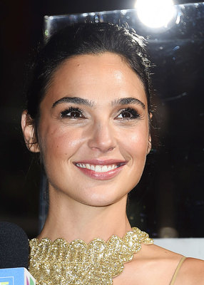 Gal Gadot Poster 2862056