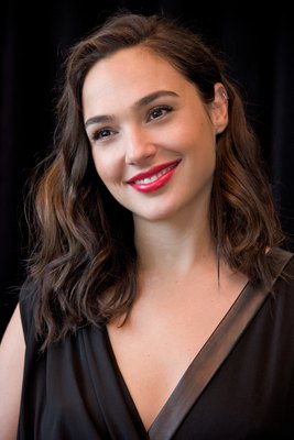 Gal Gadot Poster 2862265