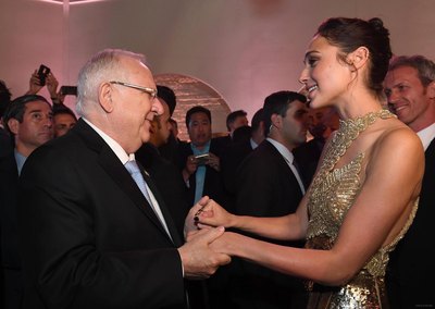 Gal Gadot Poster 2862343