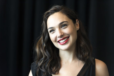Gal Gadot Poster 2862359