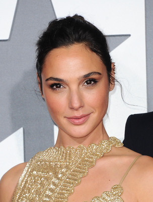 Gal Gadot Poster 2910973
