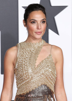 Gal Gadot Poster 2911885