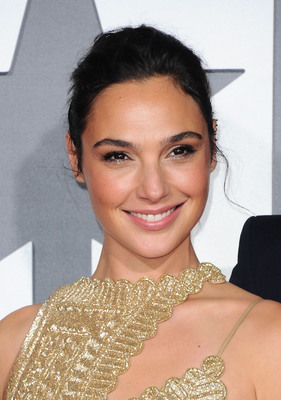 Gal Gadot Poster 2911897