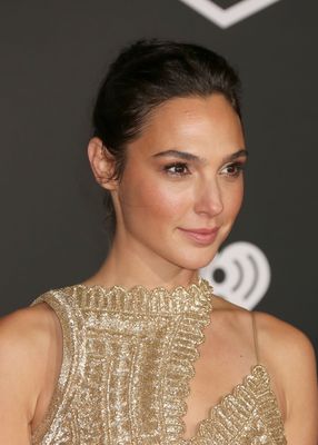 Gal Gadot Poster 2912066