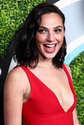 Gal Gadot Poster 2945346
