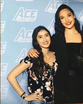 Gal Gadot Poster 2945365