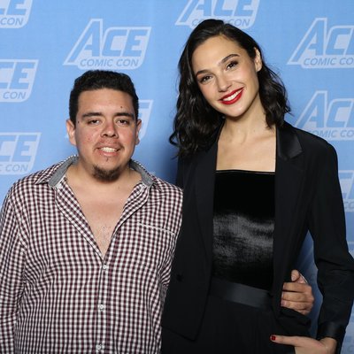 Gal Gadot Poster 2945538