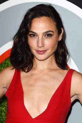 Gal Gadot Poster 2945590
