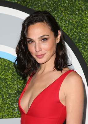 Gal Gadot Poster 2945624