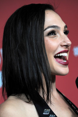 Gal Gadot Poster 3005381
