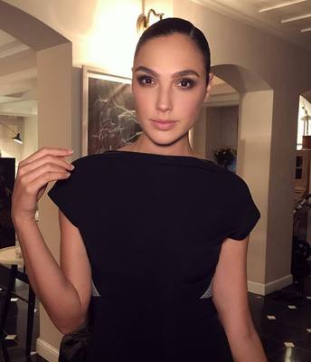 Gal Gadot Poster 3005550