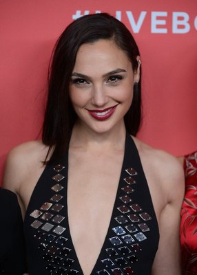 Gal Gadot Poster 3005736