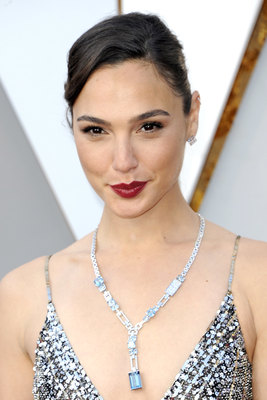 Gal Gadot Poster 3235649