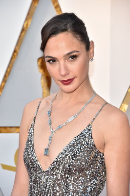 Gal Gadot Poster 3235659