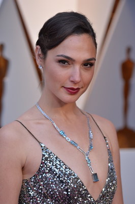 Gal Gadot Poster 3235670