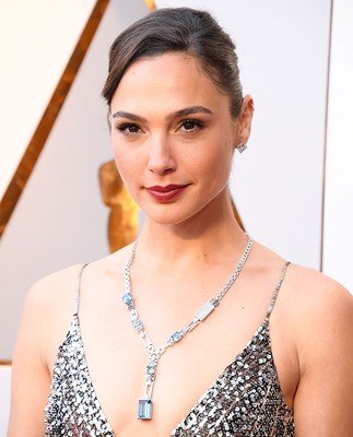 Gal Gadot Poster 3235817