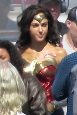 Gal Gadot Poster 3322223