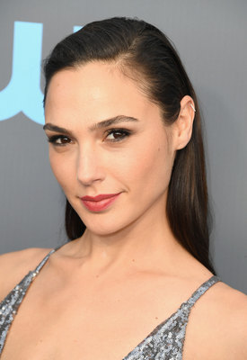 Gal Gadot Poster 3733432
