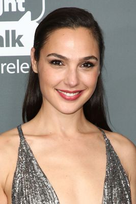 Gal Gadot Poster 3733611