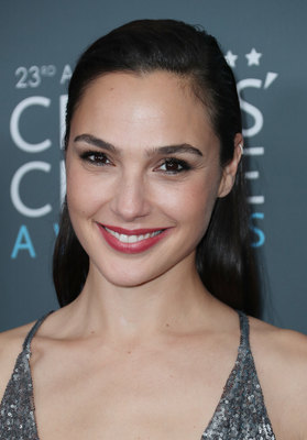 Gal Gadot Poster 3733642