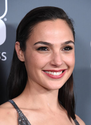 Gal Gadot Poster 3733683