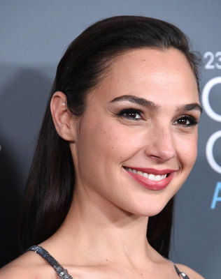 Gal Gadot Poster 3733826