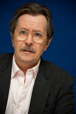 Gary Oldman Poster 2330151