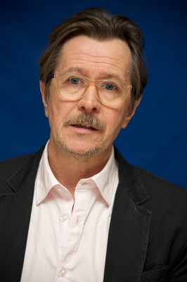 Gary Oldman Poster 2330152