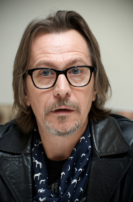 Gary Oldman Poster 2330156