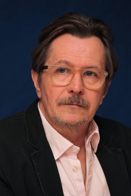 Gary Oldman Poster 2445477