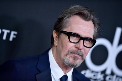 Gary Oldman Poster 2892874