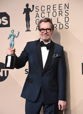 Gary Oldman Poster 2967385