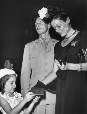 Gene Tierney Poster 2590473