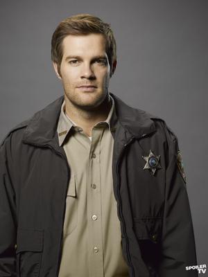 Geoff Stults Poster 2227092