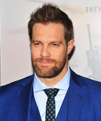 Geoff Stults Poster 2967242