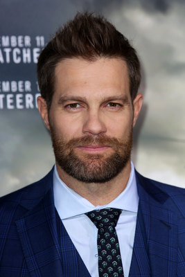 Geoff Stults Poster 2967295
