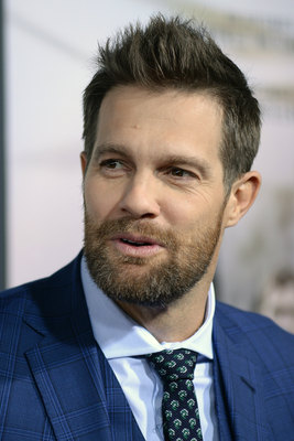 Geoff Stults Poster 2967299