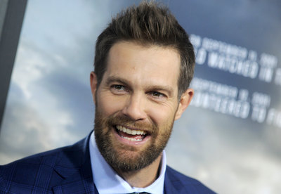 Geoff Stults Poster 2967313