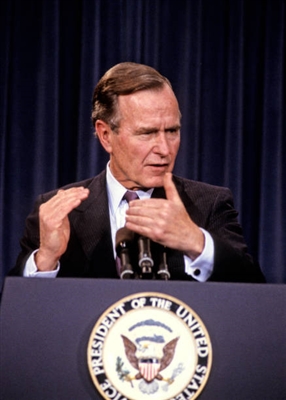 George Bennett Poster 3704470