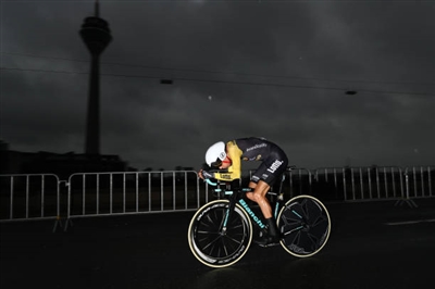 George Bennett Poster 3704529