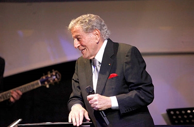 George Bennett Poster 3704551