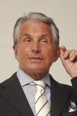 George Hamilton Poster 2267985