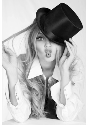 Gigi Hadid Poster 2479546