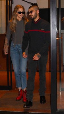 Gigi Hadid Poster 2883452