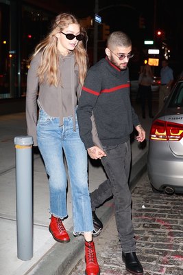 Gigi Hadid Poster 2883462