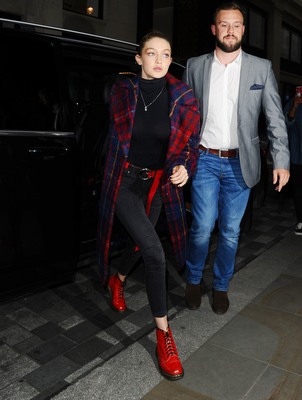 Gigi Hadid Poster 2883490